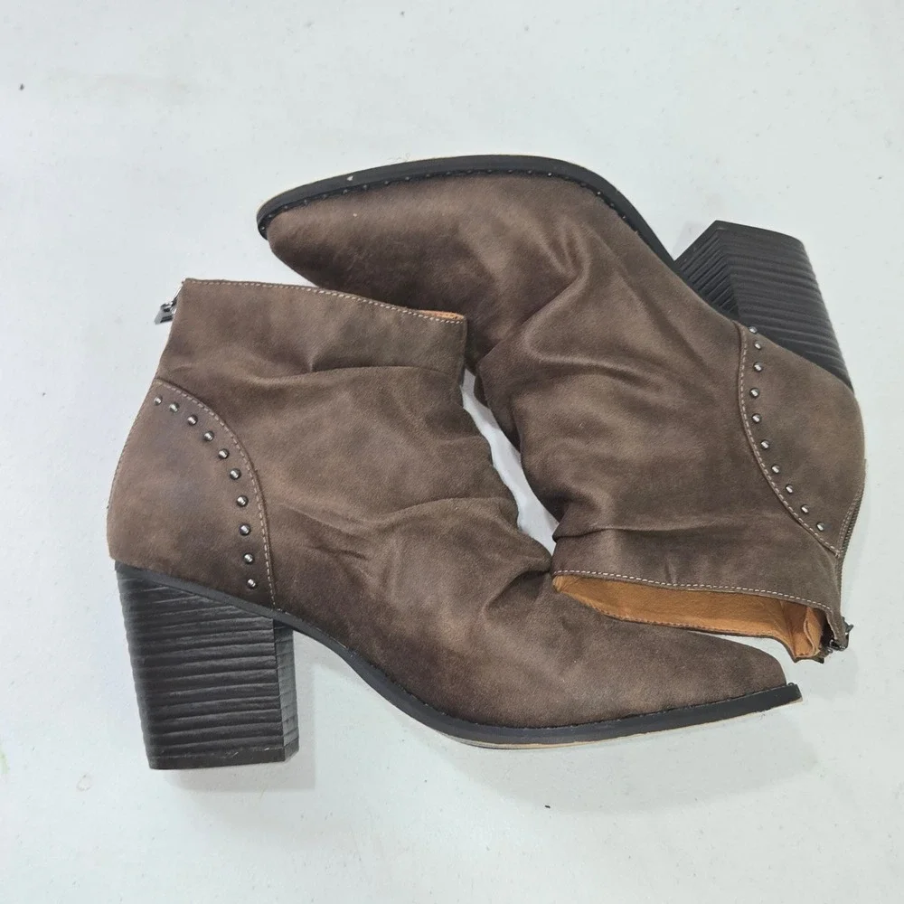L4L Halo Womens 8.5 Taupe Brown Studded Slouchy Ankle Booties Block Heel Zip Up